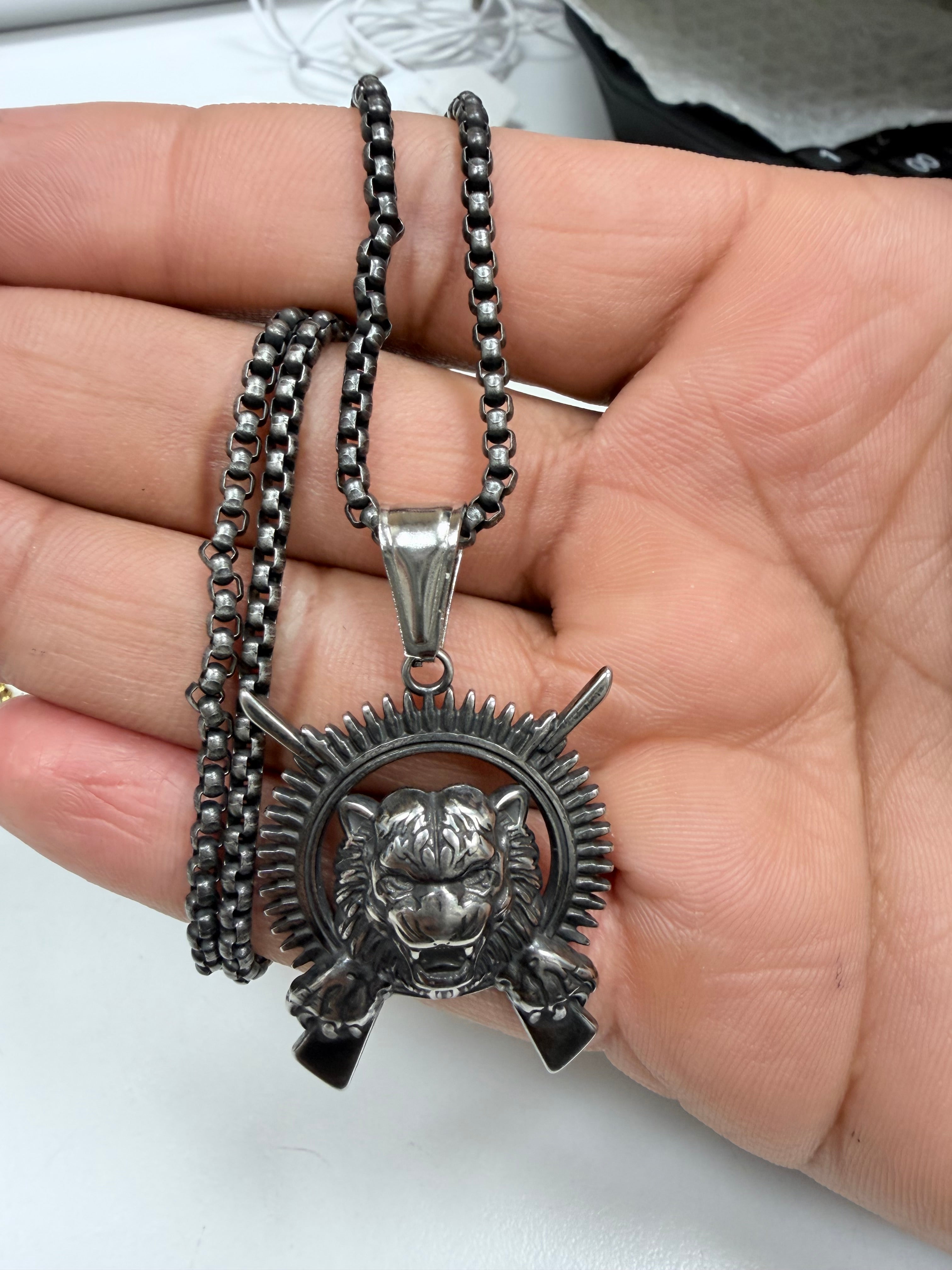 Puli Kodi chain and pendant black புலி சங்கிலி பிளாக் கறுப்பு