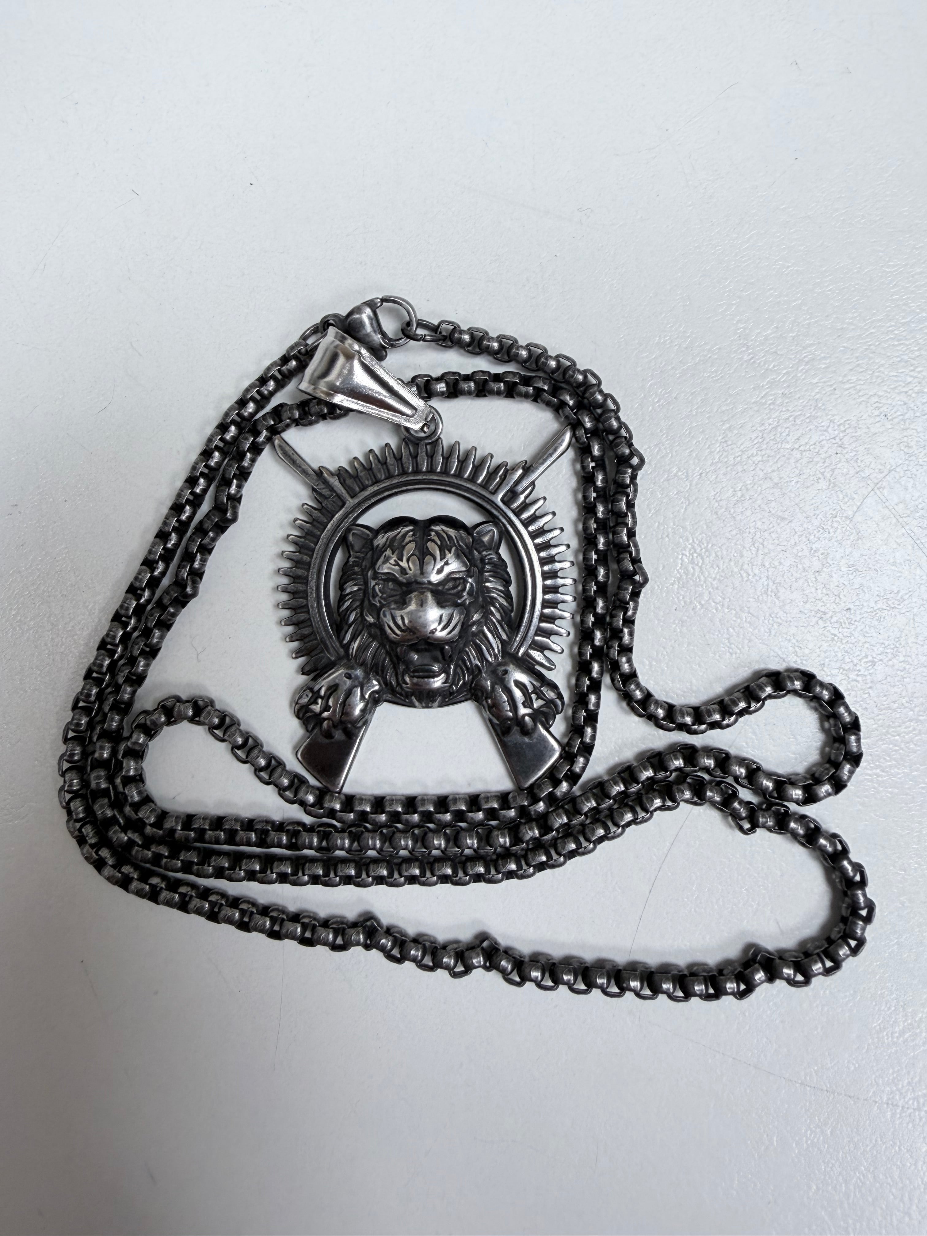 Puli Kodi chain and pendant black புலி சங்கிலி பிளாக் கறுப்பு
