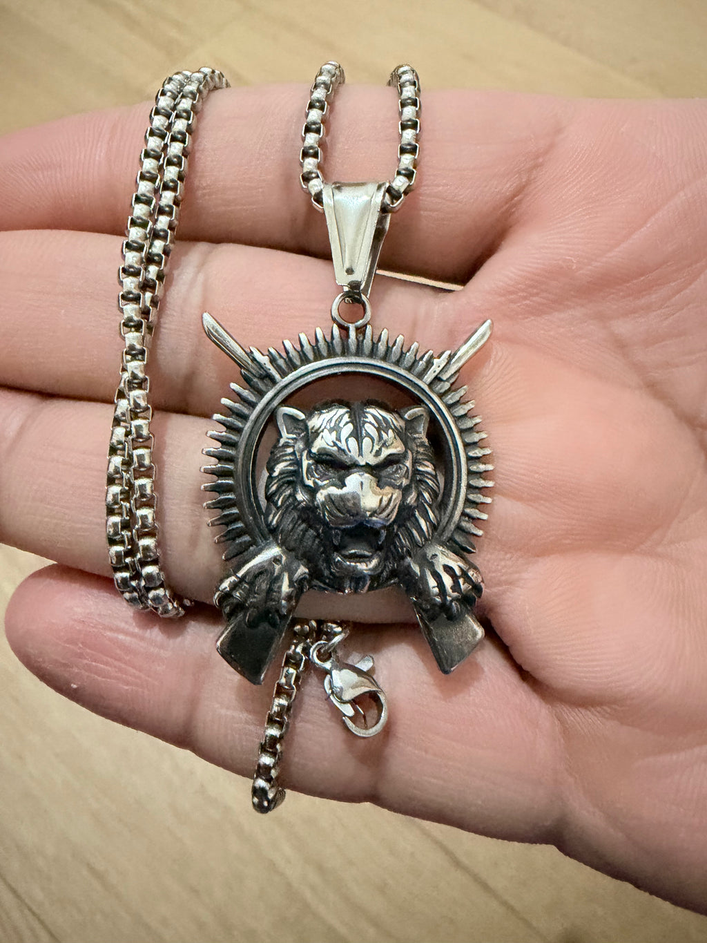 Puli Kodi chain and pendant black புலி சங்கிலி பிளாக் கறுப்பு